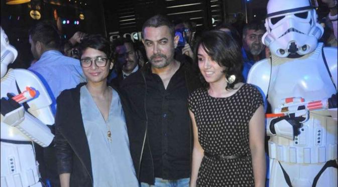Nonton Star Wars, Aamir Khan Sekeluarga Dapat Pengawalan Ketat [foto: indianexpress]