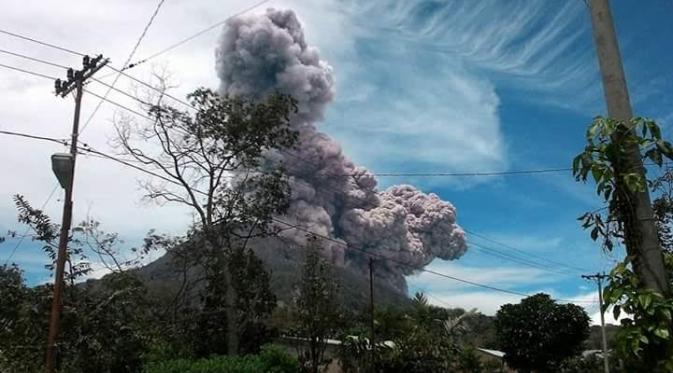 Gunung Sinabung (Liputan6.com/ Reza Perdana)