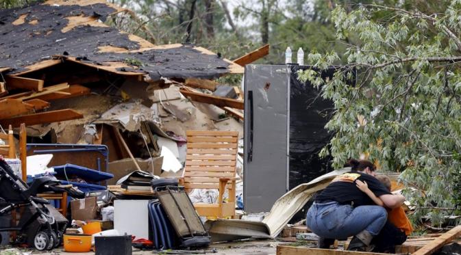 Tornado 'Sapu' Texas, 11 Tewas (Reuters)
