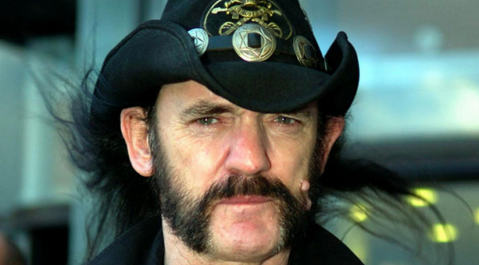 Vokalis band metal Motorhead, mendiang Lemmy Kilmister. (consequenceofsound)
