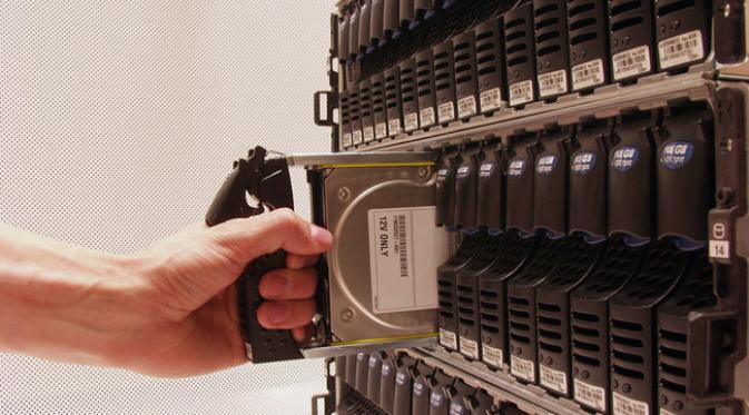 Penyimpanan hard drive. (foto: bcpiweb.com)