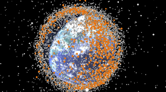 Ilustrasi sampah antariksa yang ada di sekitar orbit bumi (sumber: mirror.com)