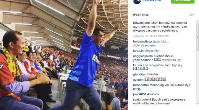 Ridwan Kamil meluapkan ekspresinya saat Persib menjadi juara. (Instagram @ridwankamil)
