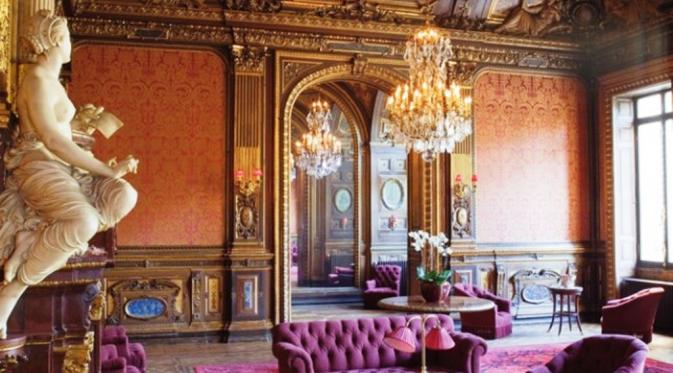 Hotel La Paiva yang terletak di kawasan glamor dan elit Kota Paris (www.maison-deco.com)
