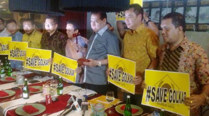 Poros Muda Golkar bertemu Muladi (Putu Merta Surya Putra/Liputan6.com)