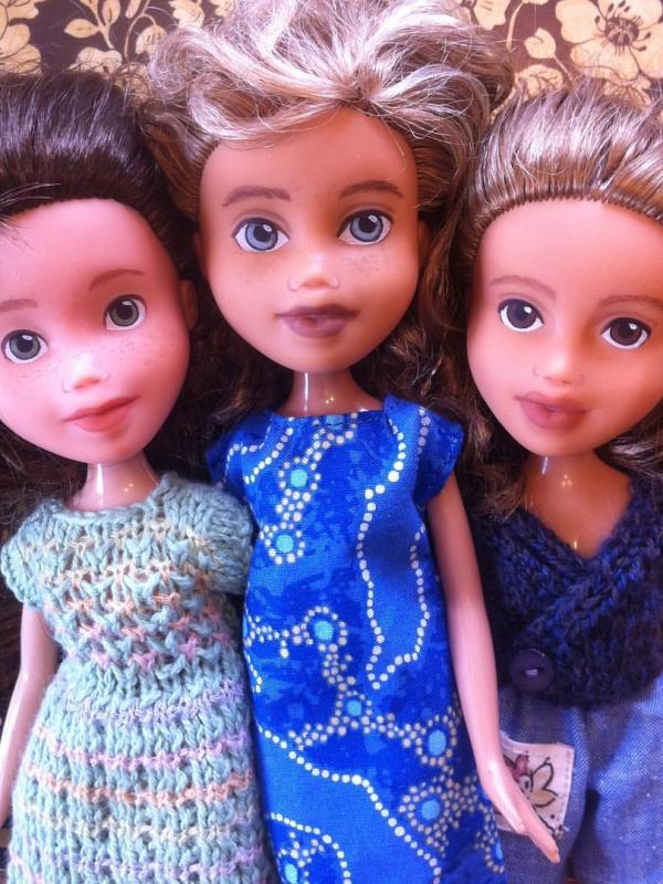 Tiga Barbie tanpa makeup. (Via: treechangedolls.tumblr.com)