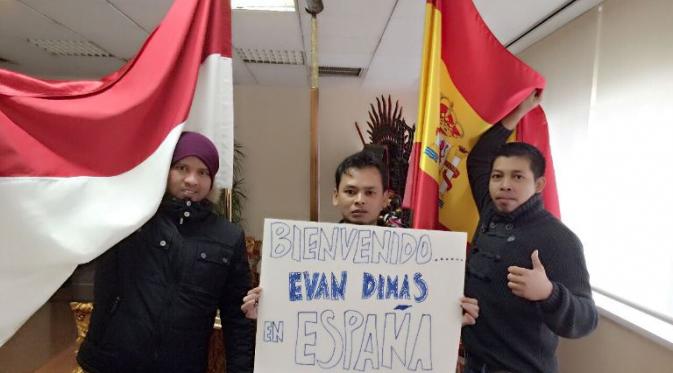 Banyak dukungan buat Evan Dimas untuk melangkah ke Espanyol, mulai WNI di Barcelona dan Madrid hingga Pejabat Dubes RI.