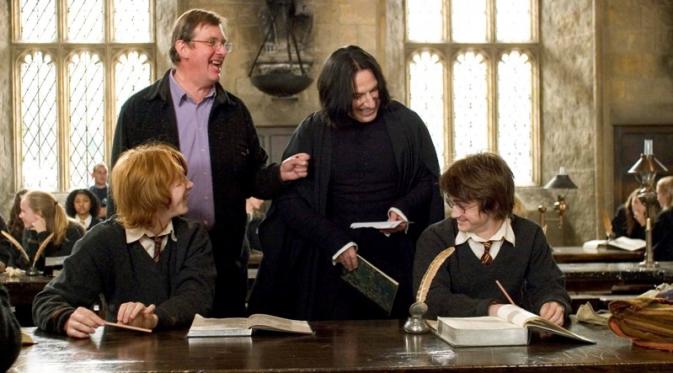 Alan Rickman di sela-sela syuting film Harry Potter. foto: fanpop