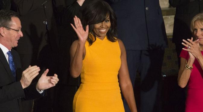 Michelle Obama (sumber. Glamour.com)