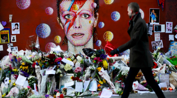 Anak David Bowie mengungkapkan perasaannya setelah kematian sang ayah. Seperti apa ceritanya?