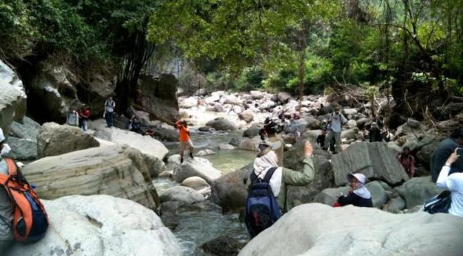 Gua Sanghyang Tikoro, Bandung, wisata yang berbalut misteri | Via: istimewa