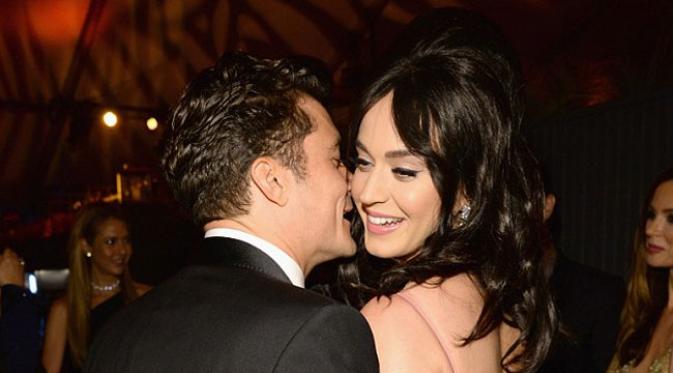 Orlando Bloom dan Katy Perry di after-party Golden Globes (via dailymail.co.ok)