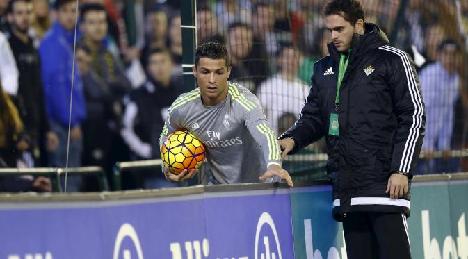 Cristiano Ronaldo saat memperkuat Real Madrid menghadapi Real Betis
