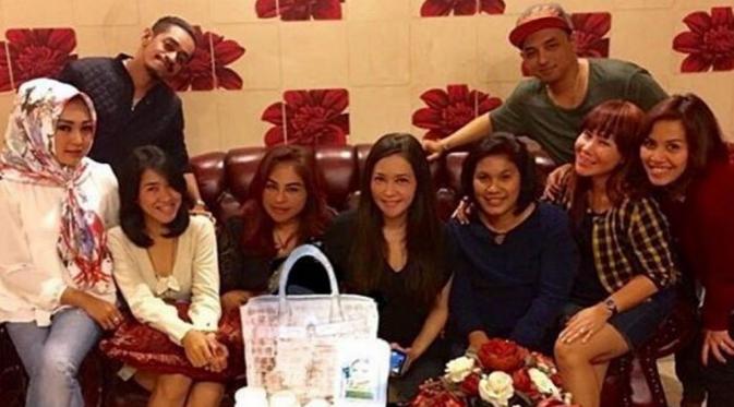 Maia Estianty ulang tahun ke-40 [foto: instagram/maiaestiantyreal]