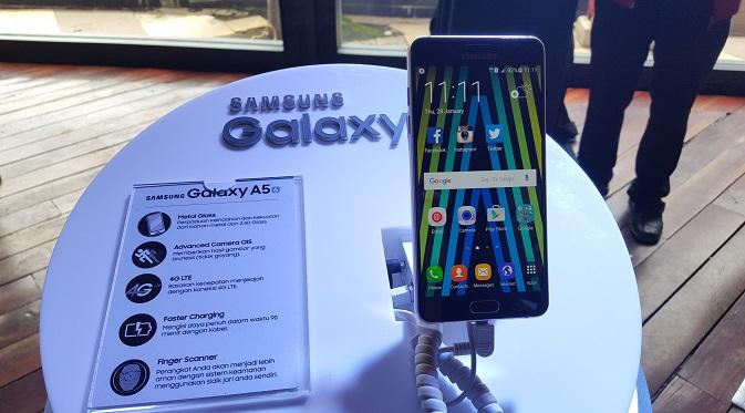 Samsung Galaxy A5 2016 (Liputan6.com/ Dewi Widya Ningrum)