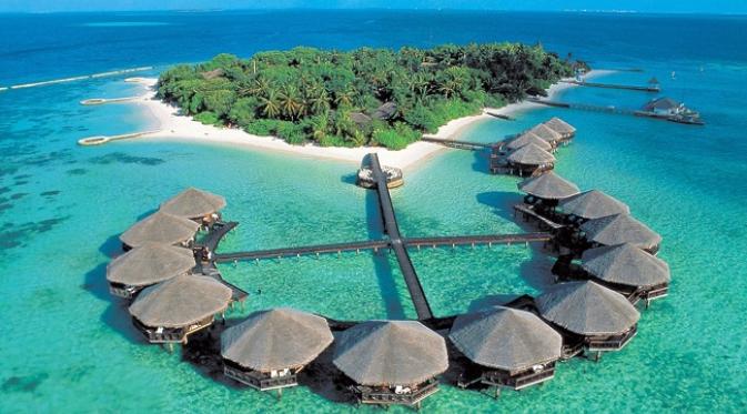 Baros Maldives, Pulau Baros, Kepulauan Maladewa (sumber destinationluxury.com)
