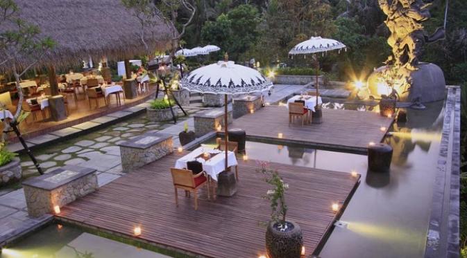 The Kayon Resort, Ubud, Bali. (sumber www.balifortwo.com)