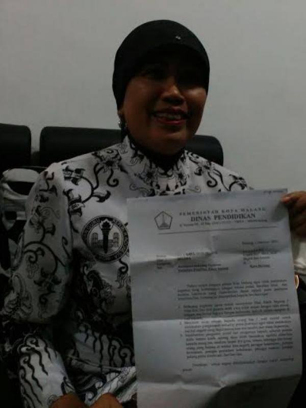 Pelajar Malang dilarang rayakan Valentine Day (Liputan6.com/Zainul Arifin)