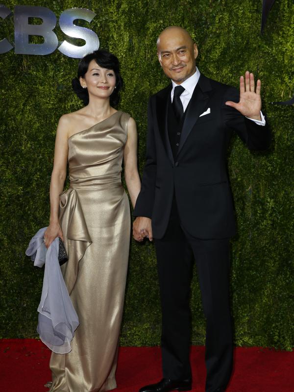 Ken Watanabe dan istri, Kaho Minami. (Bintang/EPA)