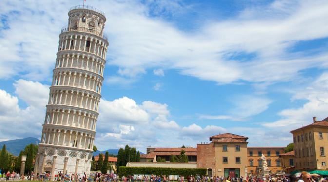 Menara Pisa. (expedia.com)