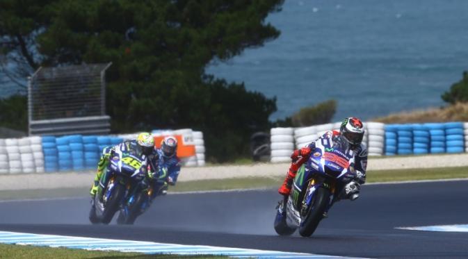 Juara dunia MotoGP 2015, Jorge Lorenzo mengaku frustrasi dalam tes pramusim di Sirkuit Phillip Island, Australia.