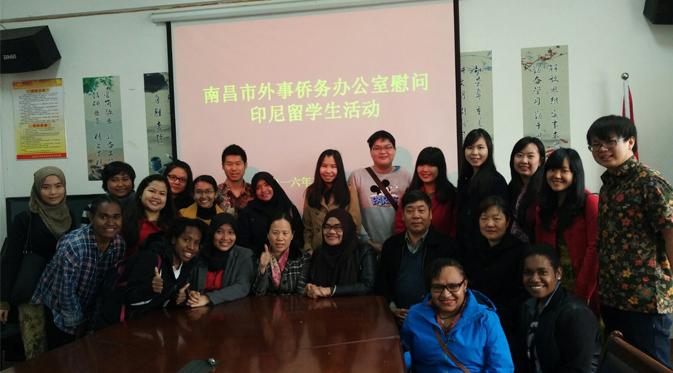 Dalam dialoginteraktif tersebut, para mahasiswa PPI Tiongkok cabang Nanchang menyampaikan
kesan, pesan dan saran tentang beberapa hal.