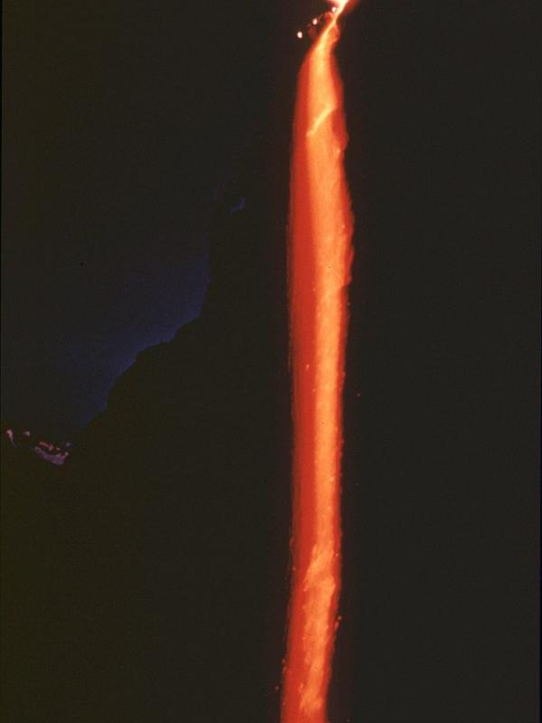 'Air terjun api' di Taman Nasional Yosemite, California, pada 1973. (AP)