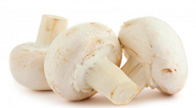 Menurut laporan, jamur memiliki kandungan protein yang bisa dengan mudah hancur dengan enzim dan mikroorganisme. (Wisegeek)