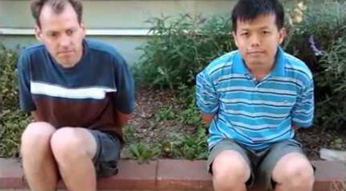 Pasangan LGBT pedofilia asa Australia Mark Newton dan Peter Truong | Via: youtube.com
