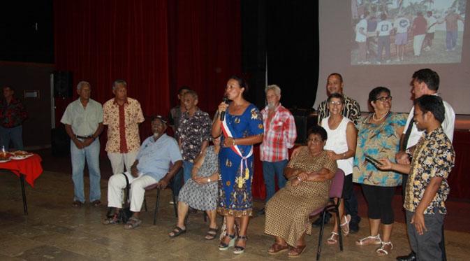 Pada 1995 beberapa teman keturunan Jawa mengajak bergabung mempersiapkan perayaan 100 tahun kedatangan orang Jawa ke New Caledonia.