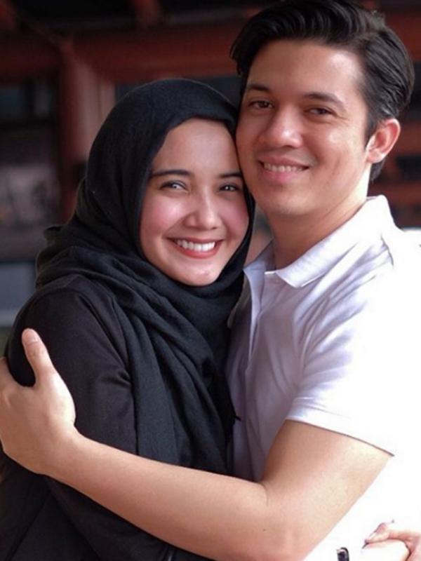 Zaskia Sungkar akhirnya menikah dengan Irwansyah pada tahun 2011 silam.  (viainstagram@zaskiasungkar15/Bintang.com)