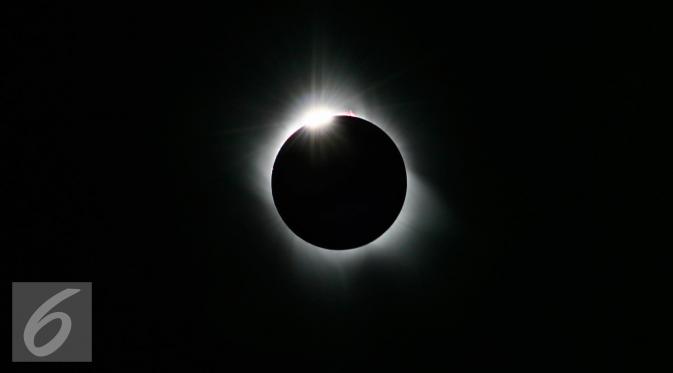 Ilustrasi Gerhana Matahari Total (iStockphoto)