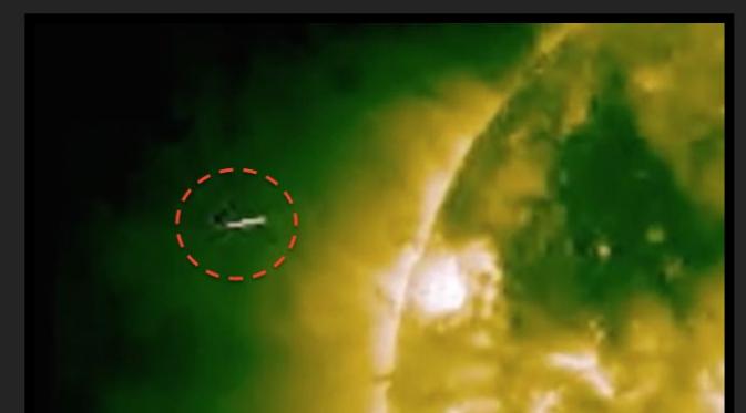 Seorang Youtuber dan 'ahli UFO' telah melihat apa yang ia klaim sebagai UFO dengan bentuk yang besar berkeliling matahari.(