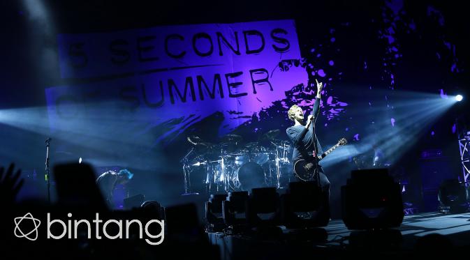 5 Seconds of Summer sukses mengguncang Jakarta di konser bertajuk 'Sounds Live Feels Lives'. (Galih W. Satria/Bintang.com)