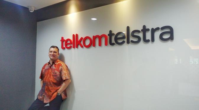 President Director & CEO Telkomtelstra, Erik Meijer, ditemui di kantornya, di Tower 88 Kasablanka, Jumat (11/3/2016). (Liputan6.com/Corry Anestia)