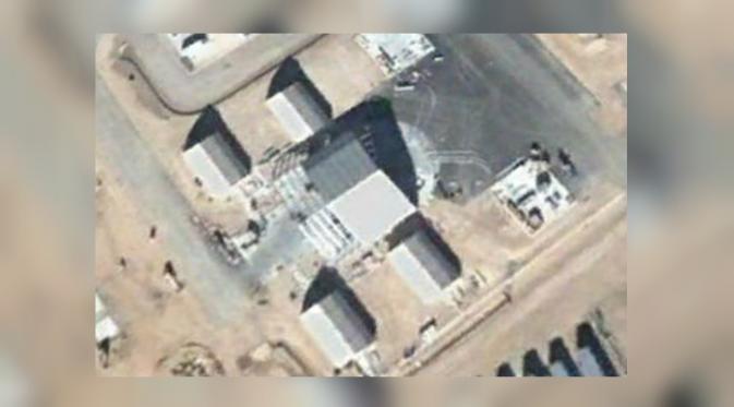 UFO dengan ukuran 30 meter yang ditemukan di Area 51 (Foto: ufosightingsdaily.com/Google Maps).