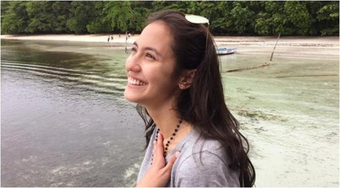 Foto Pevita Pearce saat berlibur ke Raja Ampat (via Instagram/pevpearce)