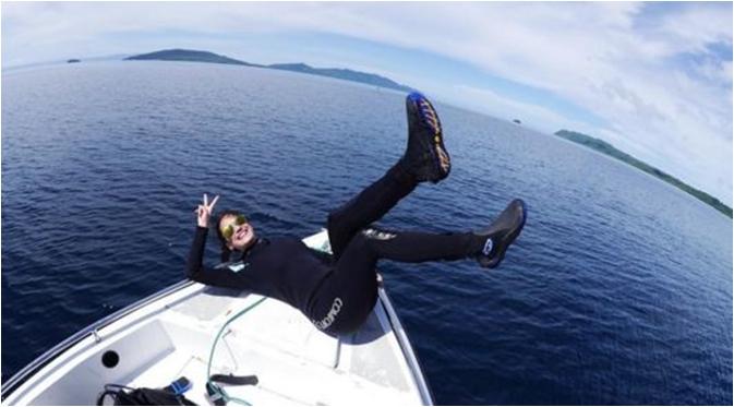 Pevita Pearce saat berlibur ke Raja Ampat (via Instagram/pevpearce)