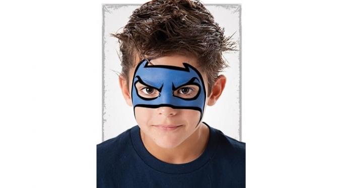 Gaya superhero (sumber Parenting.com)