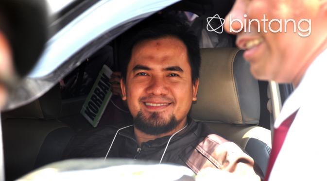 Foto Rekonstruksi Kejadian Korban Saipul Jamil di Kediamannya, Kelapa Gading (Adrian Putra/bintang.com)