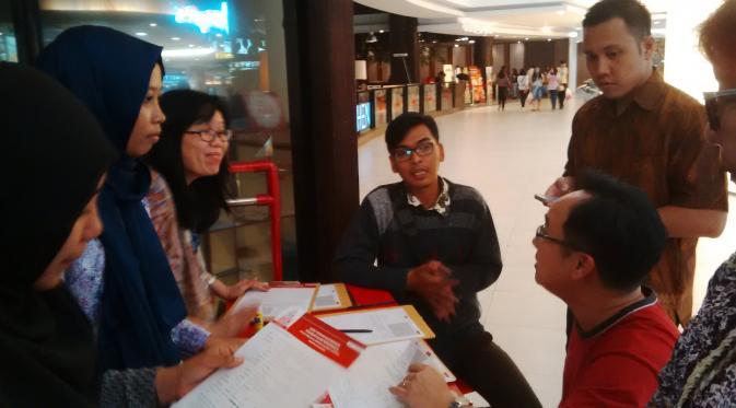 Posko TemanAhok di Mal Senayan City (Liputan6.com/ Luqman Rimadi)