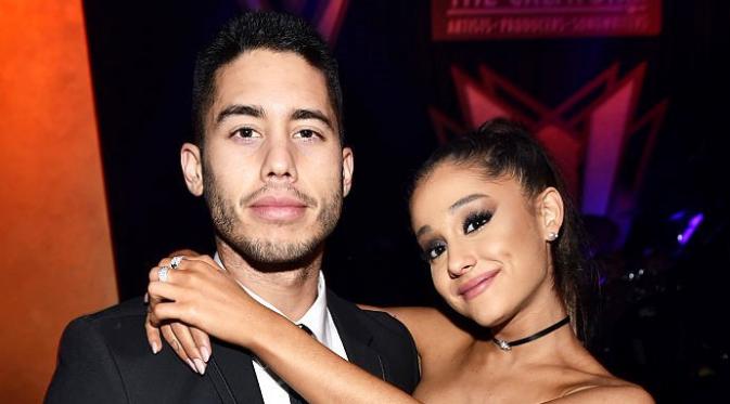 Ariana Grande dan Ricky Alvarez (via aceshowbiz.com)