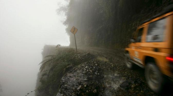 Ngeri, Ini 10 Jalanan Paling Menakutkan di Dunia. Sumber : weather.com