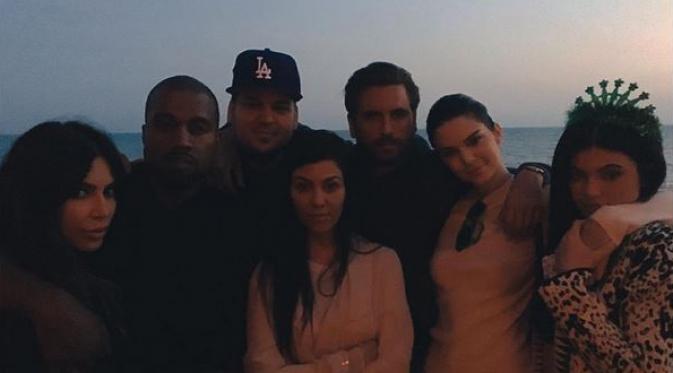 Keluarga Kardashian (via instagram.com/kendalljenner/)