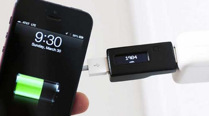 Salah satu aspek yang harus diperhatikan agar baterai smartphone berumur panjang adalah kualitas charger.