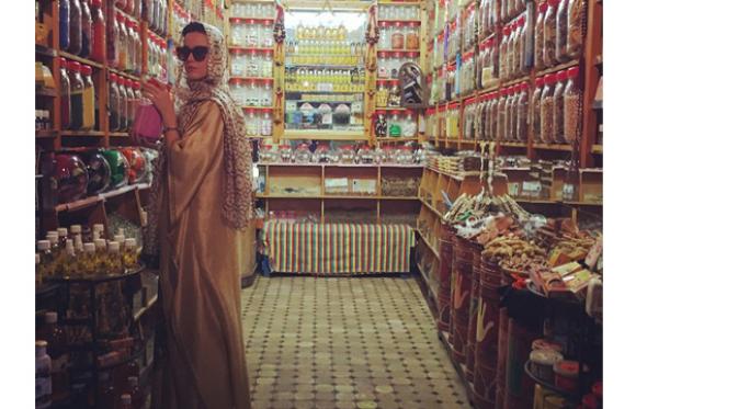 Katy Perry tampil dalam busana tertutup saat di Maroko