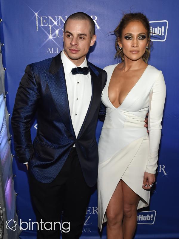 Jennifer Lopez dan Casper Smart (AFP/Bintang.com)