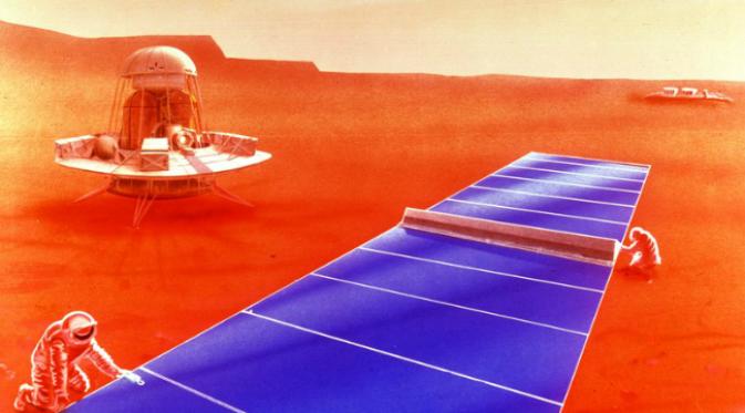 Bentangan panel surya sebagai pembangkit energi di planet atau benda angkasa lain. (Sumber NASA)