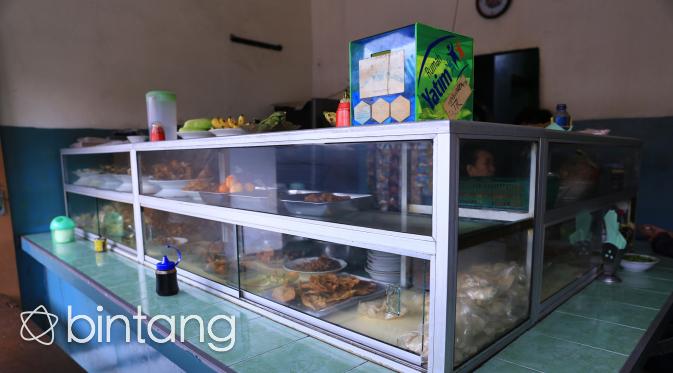 Foto Warung Nasi dimana Irwan Yusuf (Ayahanda Marshanda) Makan (Adrian Putra/bintang.com)