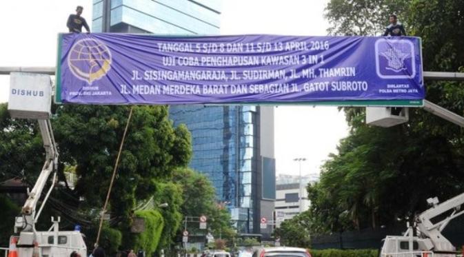 Pemerintah Provinsi DKI Jakarta menguji coba penghapusan 3 in 1, Selasa (5/4/2016). (Twitter TMC Polda Metro Jaya)
